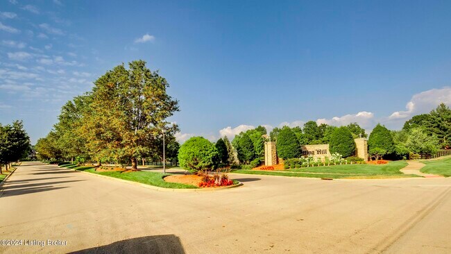 Foto del edificio - 103 Charmwood Ct