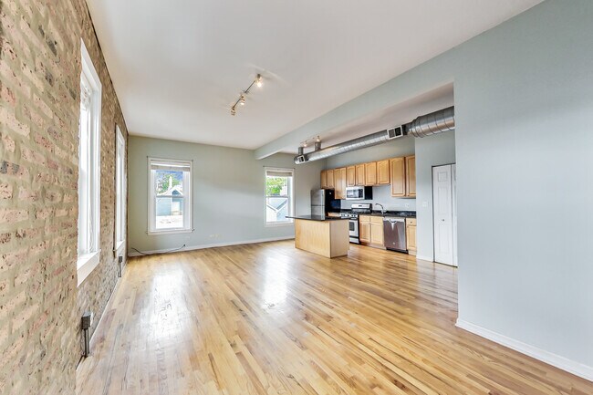 Building Photo - 2636 N Orchard St