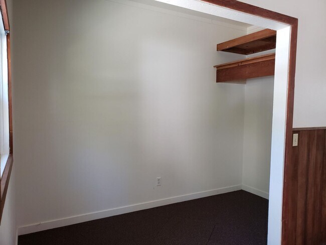 Foto del edificio - 510 1/2 6th St - PLACEMENT