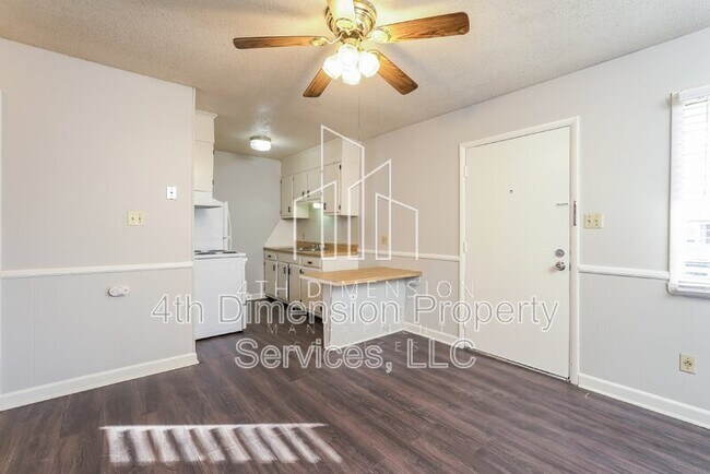 Building Photo - 4370 Ogburn Ave