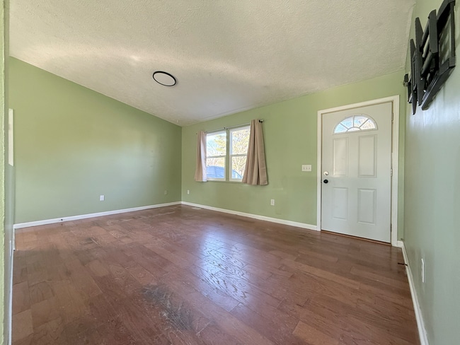 Photo - 5840 Monticello Dr House