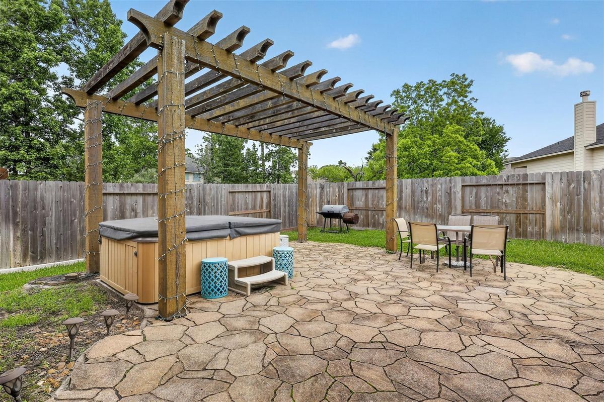 Building Photo - 25710 Crisp Spring Ln