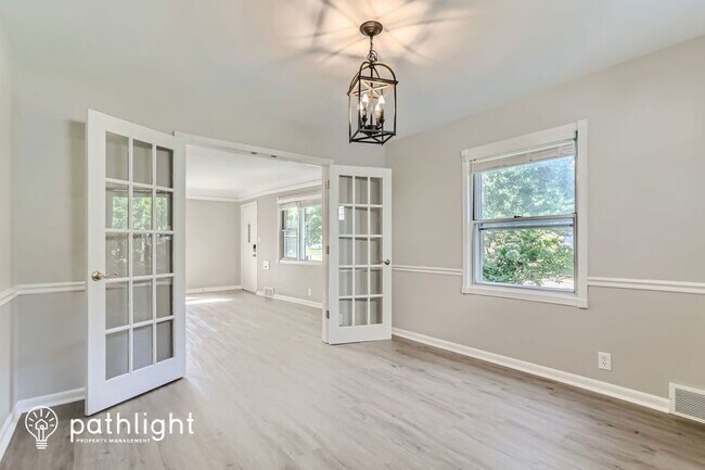 Foto del edificio - 5745 Washburn Ave S