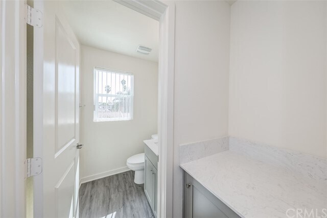 Foto del edificio - 9124 Huntington Dr