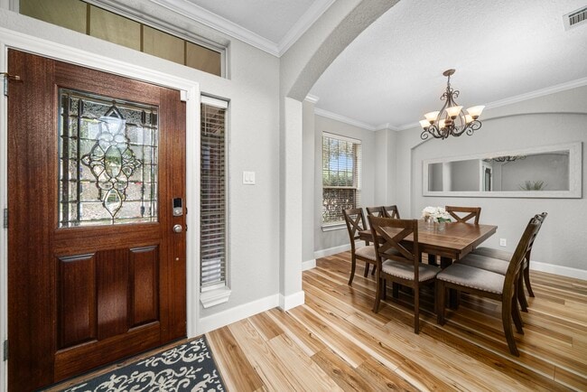 Foto del edificio - 5103 Big Meadow Ln