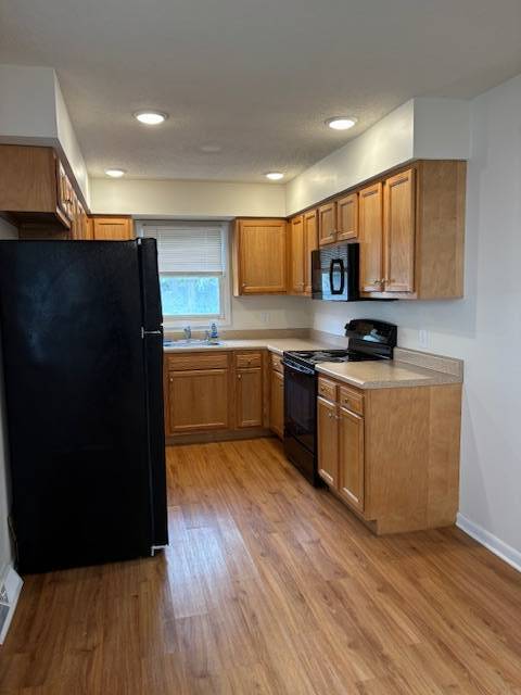 Foto del edificio - 1824 Albany St