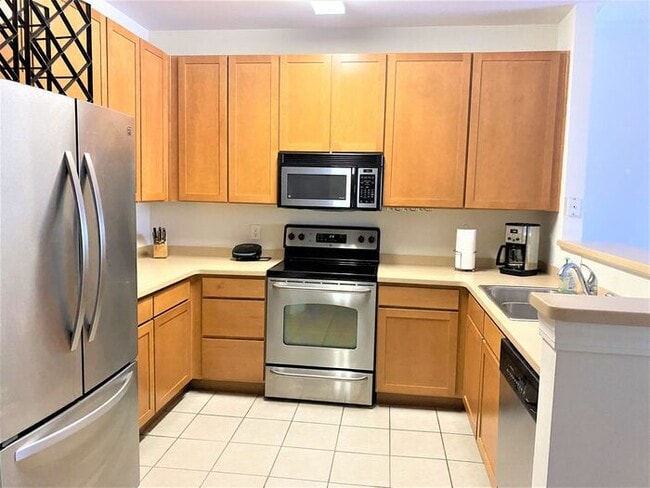 Rent Special $500 off June rent! Application special! Central Wilmington, Minutes Novant Hospital... - Rent Special $500 off June rent! Application special! Central Wilmington, Minutes Novant Hospital... House