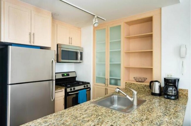 Foto del edificio - 3 bedroom in New York NY 10004