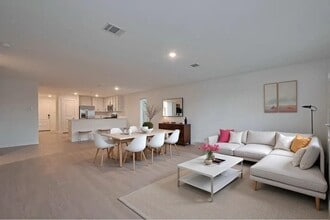 Building Photo - 27615 Village Cir Dr