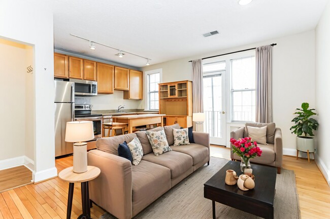 Building Photo - 1401 Columbia Rd NW