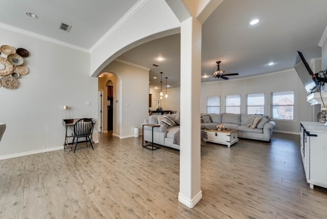 Foto del edificio - 7603 Canterbury St