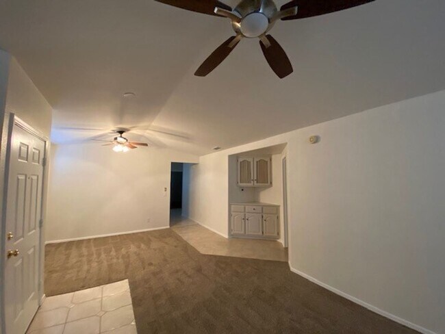 Foto del edificio - 2 br, 2 bath House - 2192 Camel Mesa Dr