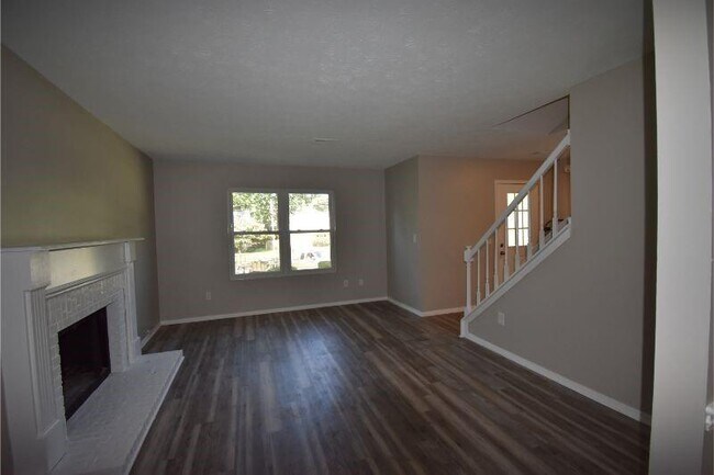 Foto del edificio - 11305 Bramshill Dr