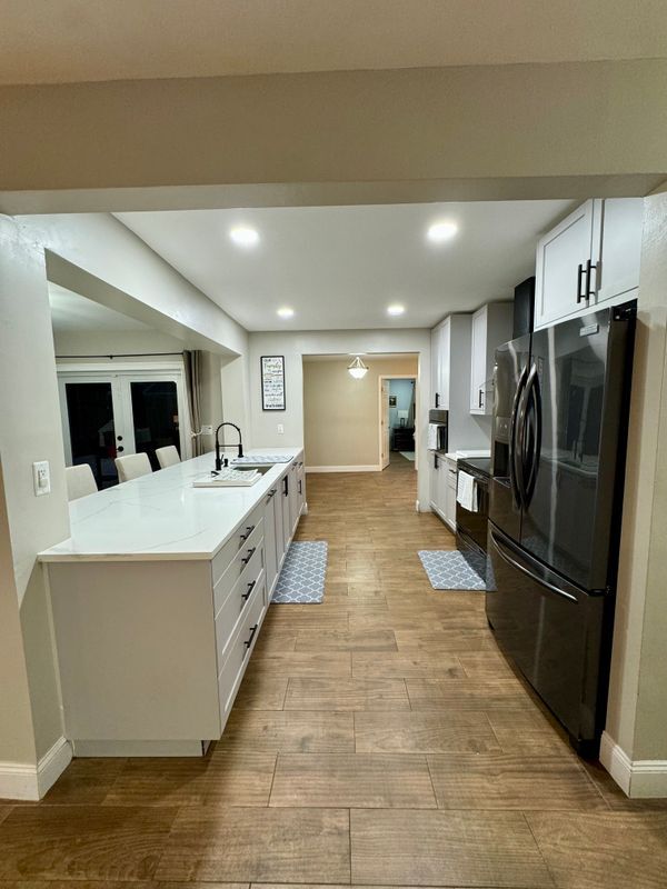 Foto del edificio - 1381 Wyndcliff Dr