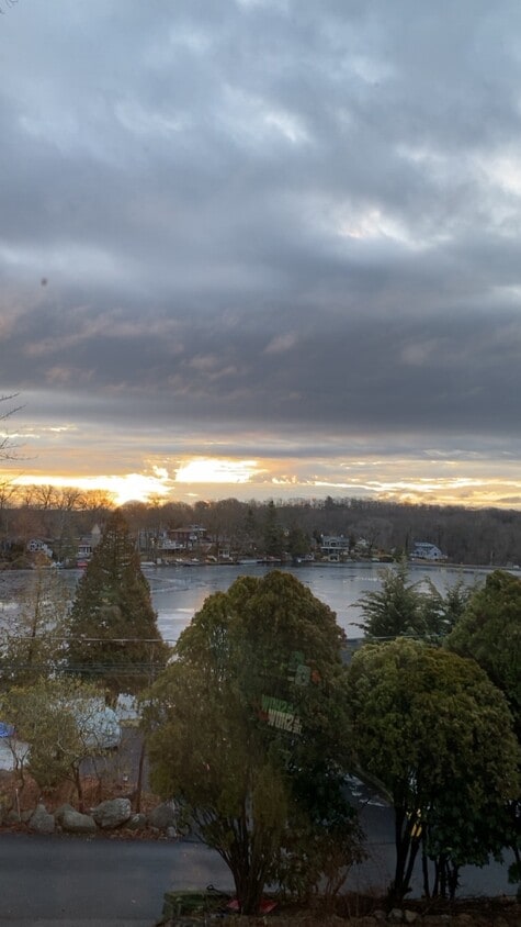 Primary Photo - 576 Otterhole Rd