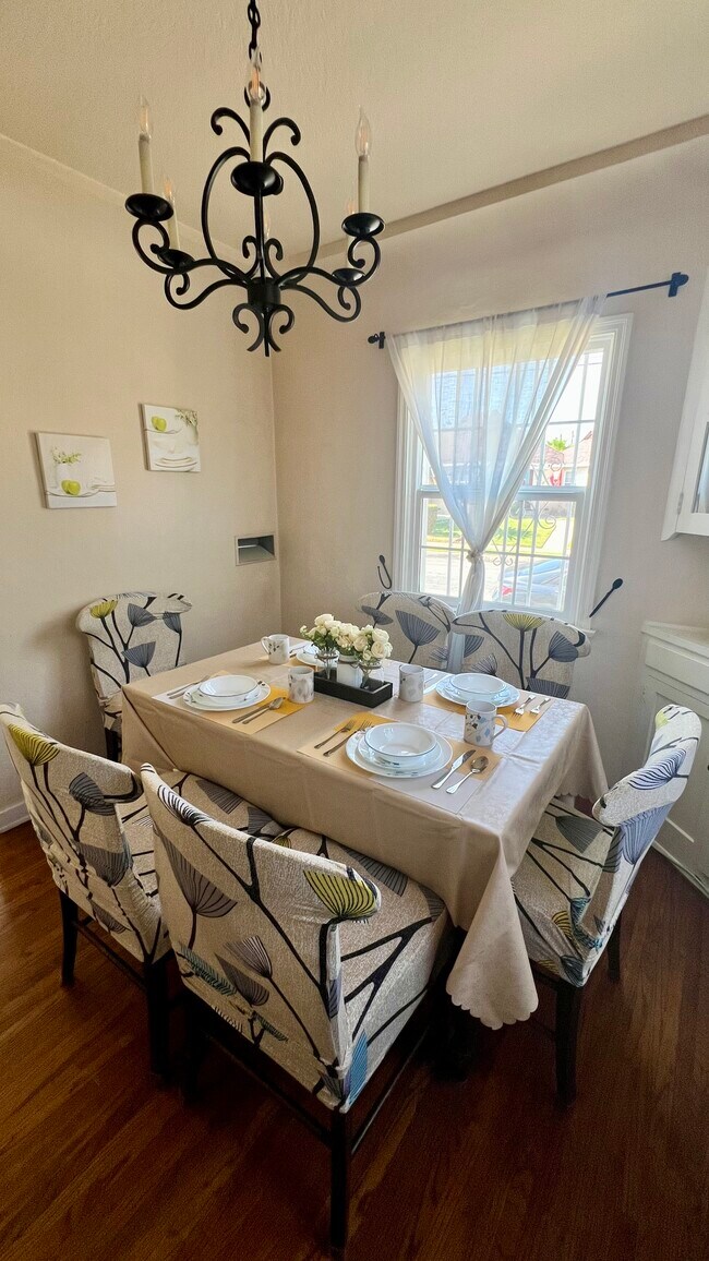 Foto del edificio - 212 W McLean St