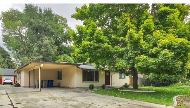 Building Photo - 3508 N Collister Dr