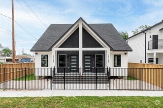 Building Photo - 2316 McKee St
