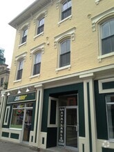 Building Photo - 73 King St W