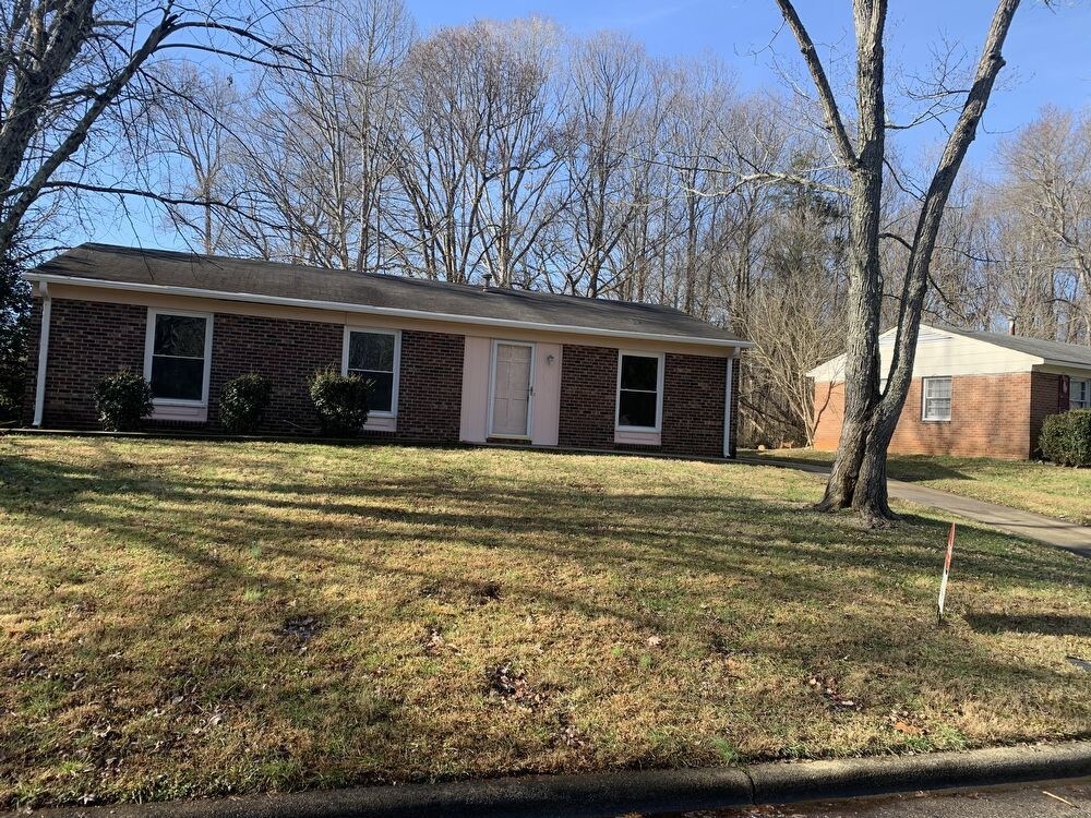 Remodeled Four Bedroom Brick Ranch Home - House for Rent ...
