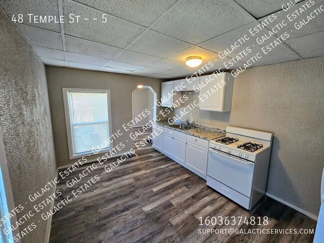Building Photo - 48 Temple St