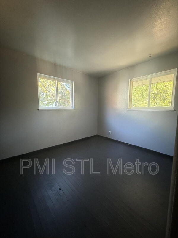 Building Photo - 10736 Spring Garden Dr