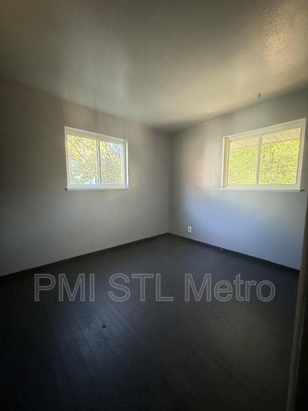 Foto del edificio - 10736 Spring Garden Dr