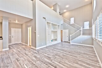 Building Photo - 647 Pacific Cascades Dr