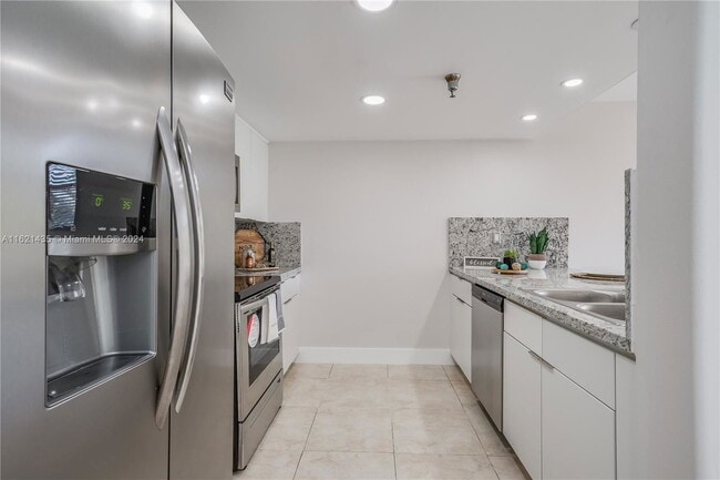 Photo - 2400 SW 3rd Ave Apartment