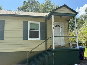 Building Photo - 317 20th St S