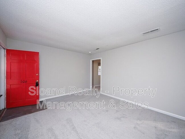 Building Photo - 106 Barshay Dr