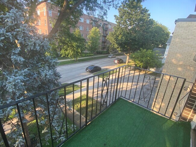 Foto del edificio - 1353 Perry St