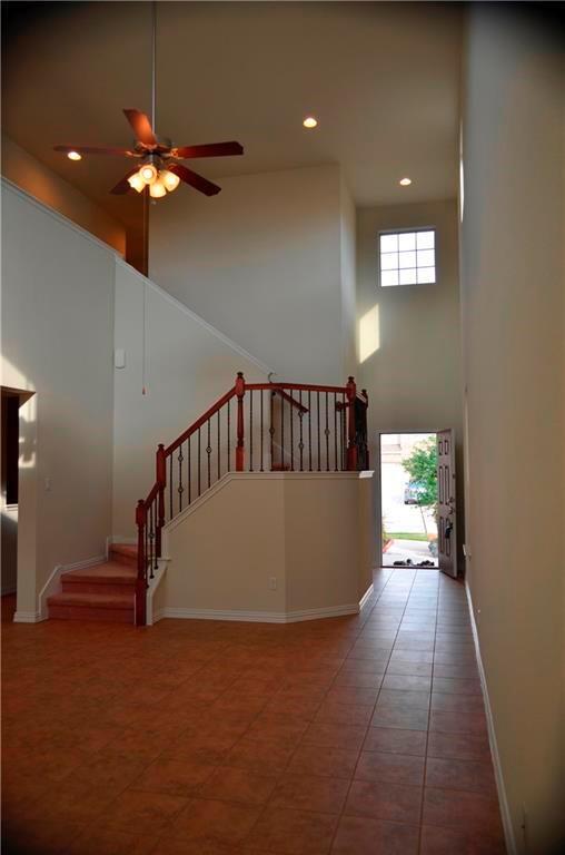 Building Photo - 16020 Hampton Bliss Trce