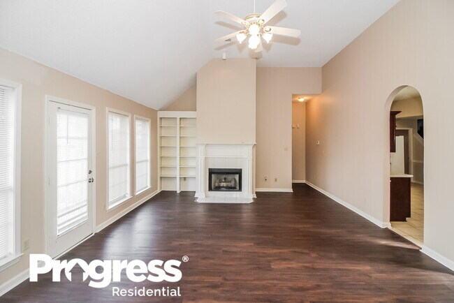 Foto del edificio - 8260 Spoon Hollow Cove