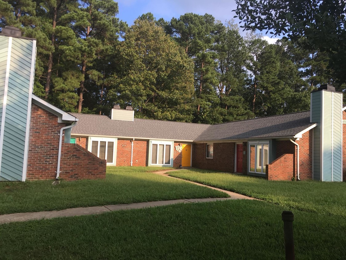 Foto principal - 6712 Magnolia Ct