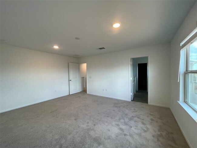 Building Photo - 1317 Grass Bnd Dr