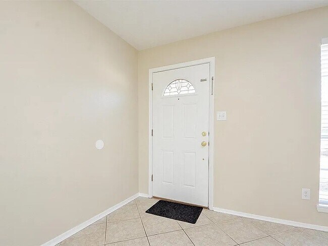 Foto del edificio - 10119 Leawood Blvd