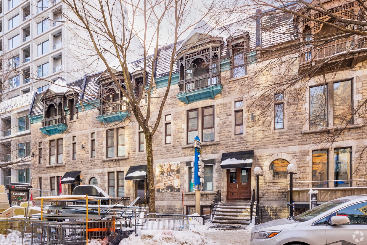 Primary Photo - 1220-1226 Rue Mackay