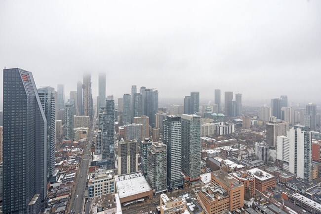 Photo du bâtiment - 501 Yonge St