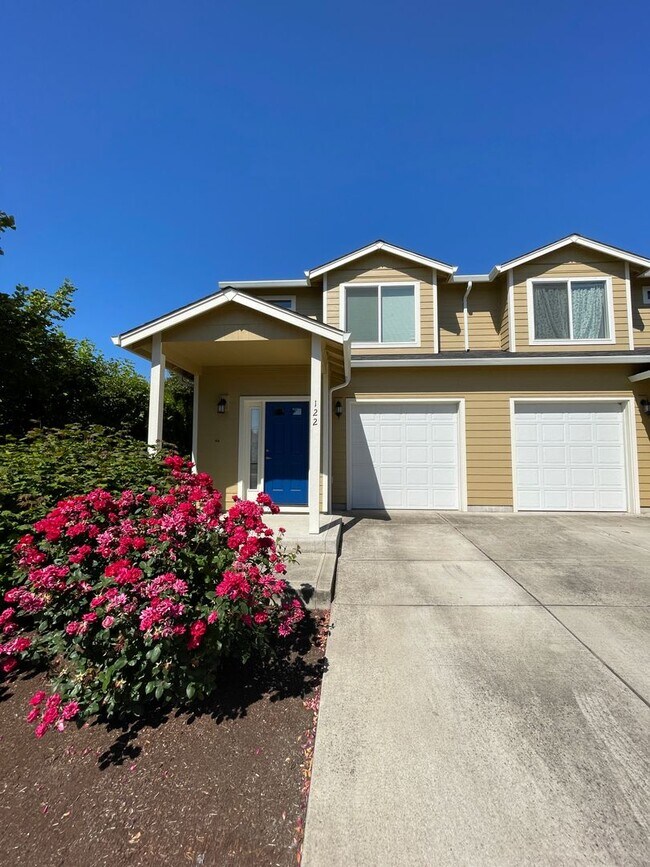 120122 Craven St S Unit 122, Monmouth, OR 97361 Room for Rent in