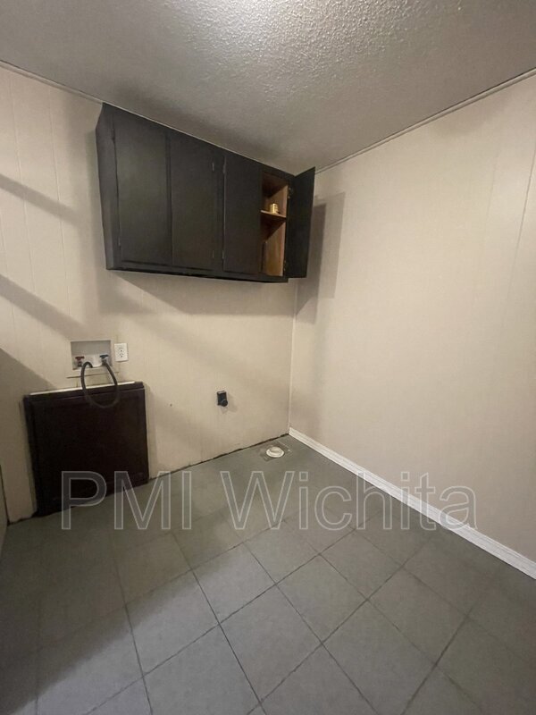 Foto del edificio - 127 N Tracy St