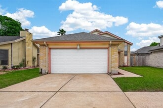 Building Photo - 13431 Clarewood Dr