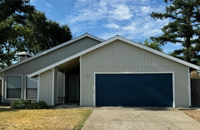Charming 2 bedroom 2 bathroom home located in south Sacramento! - Charming 2 bedroom 2 bathroom home located in south Sacramento!