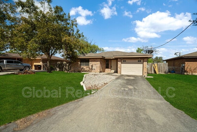 Foto del edificio - 309 Meadow Dr