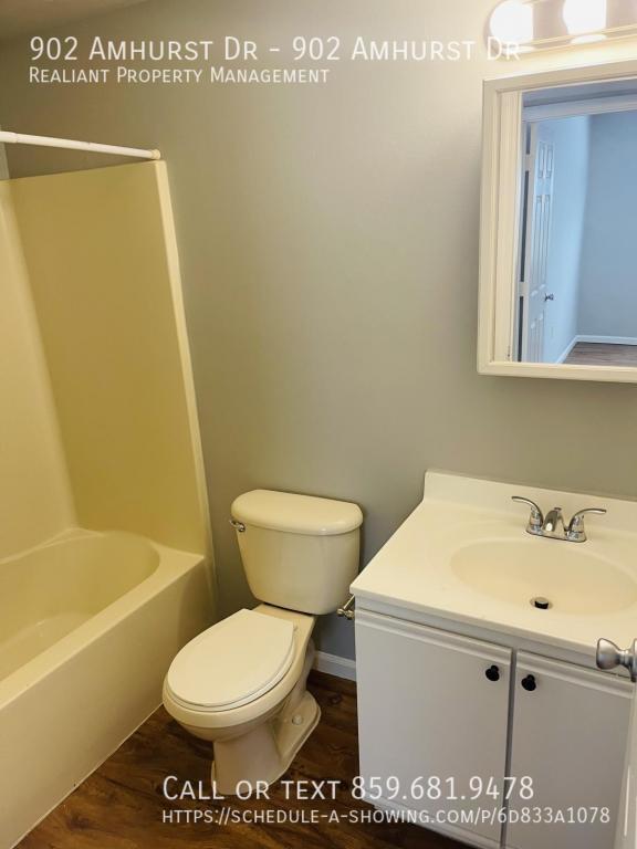 Foto del edificio - Amhurst Apartments, 902 Amhurst Dr