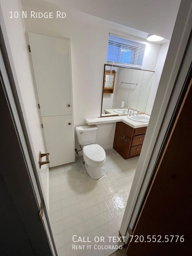 Building Photo - 10 N Ridge Rd