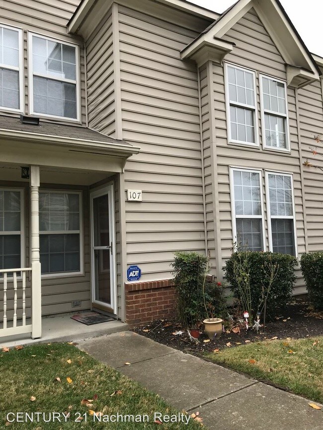 Building Photo - 3 br, 2.5 bath House - 107 White Cedar Lane