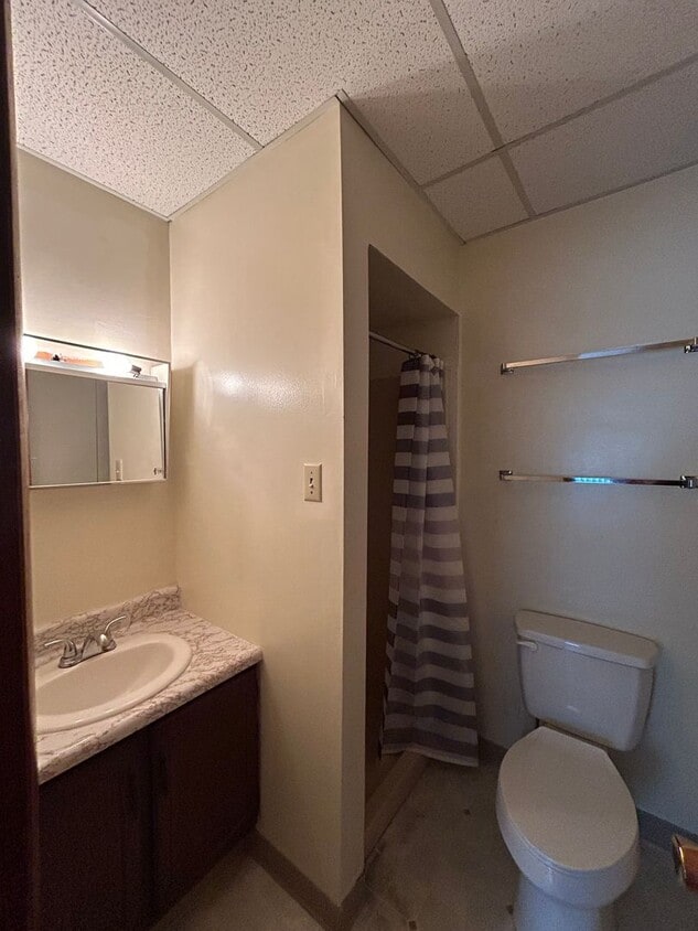 Building Photo - Affordable Second-Floor Studio Apartment –...