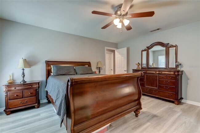 Foto del edificio - 7310 S Sparkman St