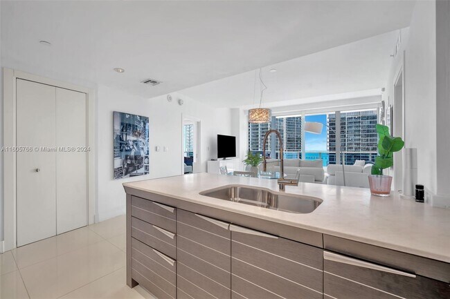 Foto del edificio - 200 Biscayne Blvd Way